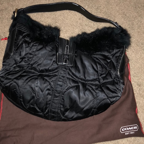 Black Coach shoulder bag - Picture 2 of 5
